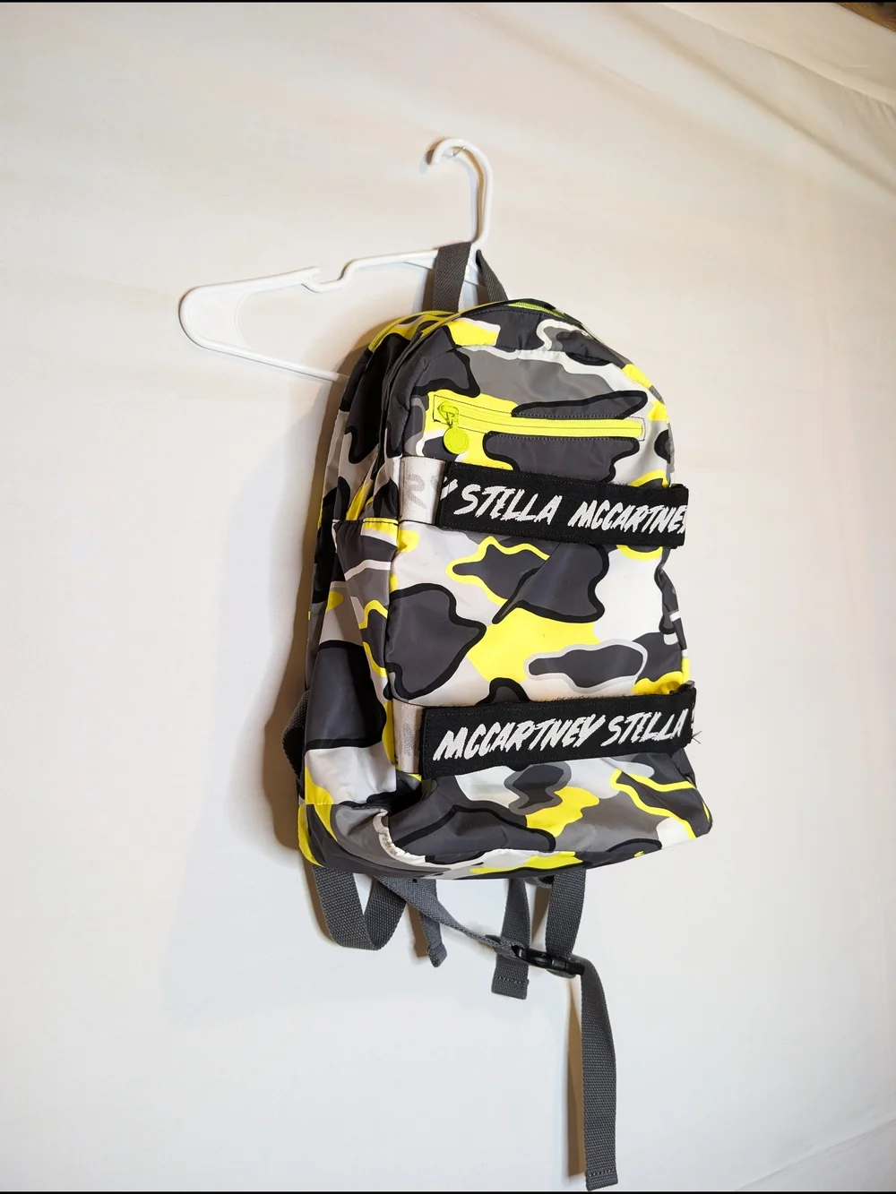 Stella McCartney Kids Neon Yellow & Gray Camo Backpack